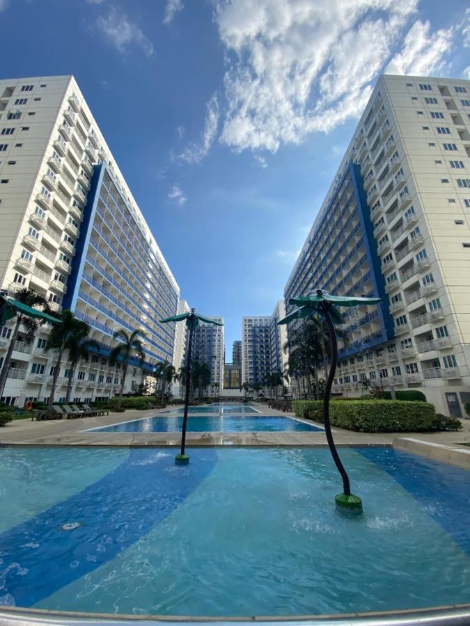 Madison'S Place At Sea Moa Manila Exteriér fotografie