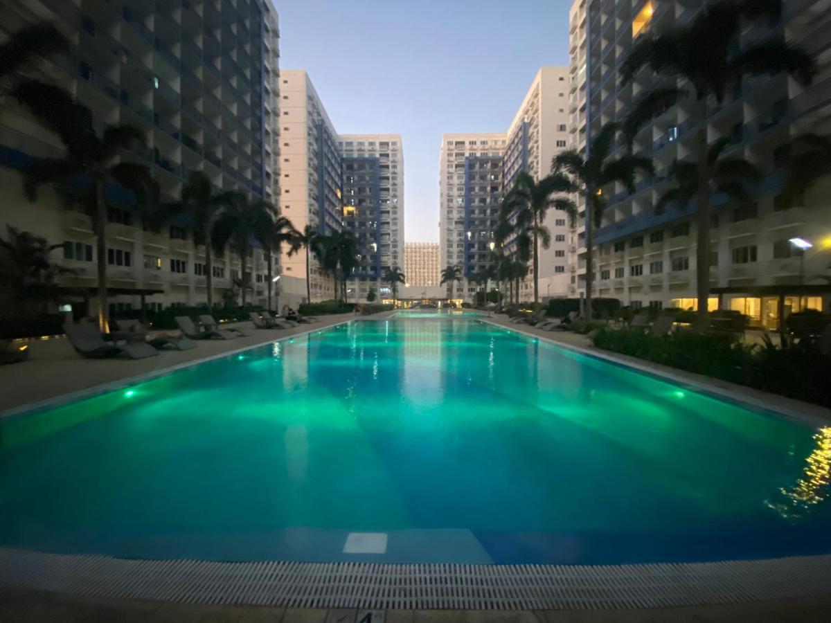 Madison'S Place At Sea Moa Manila Exteriér fotografie