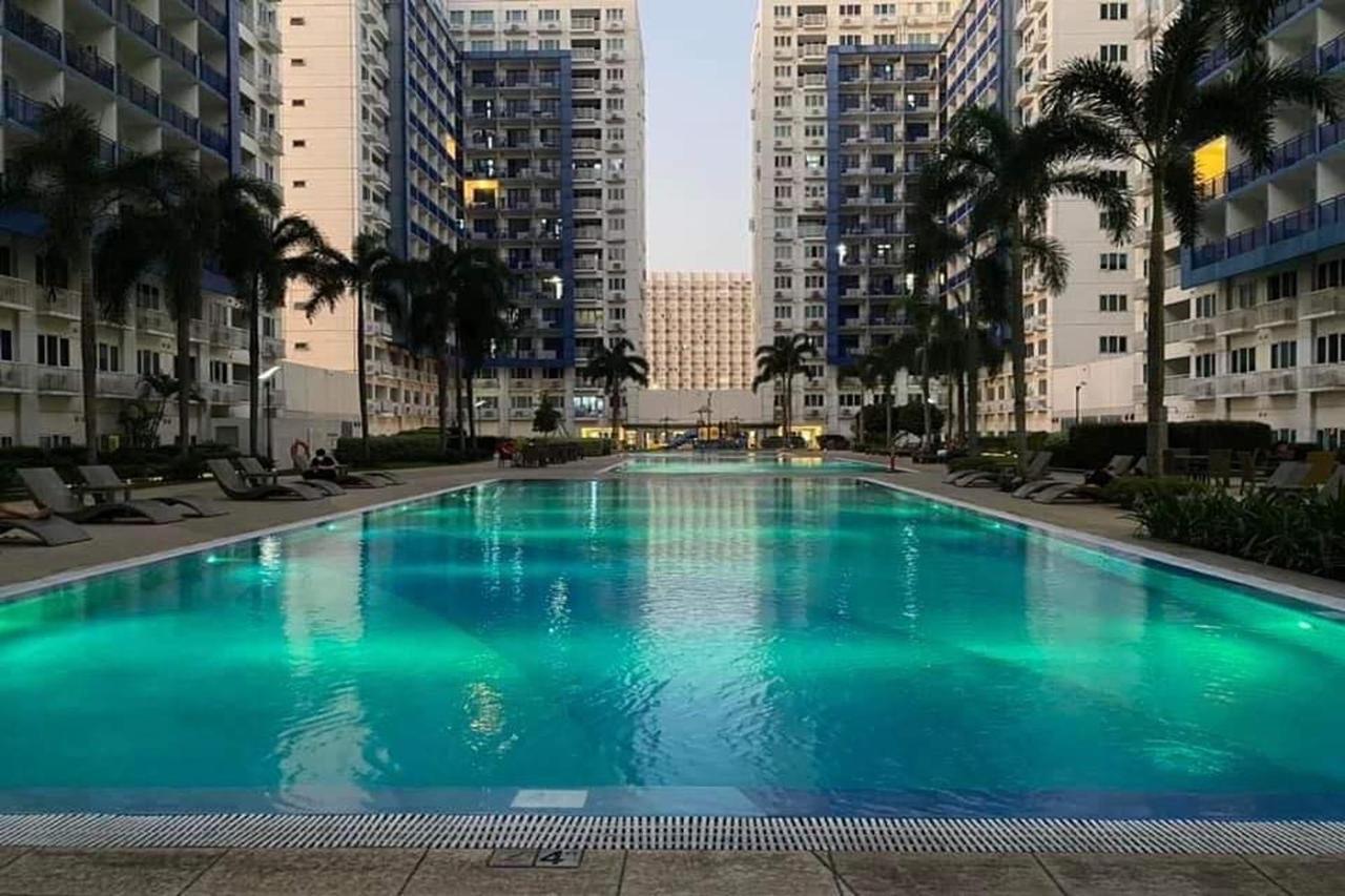 Madison'S Place At Sea Moa Manila Exteriér fotografie